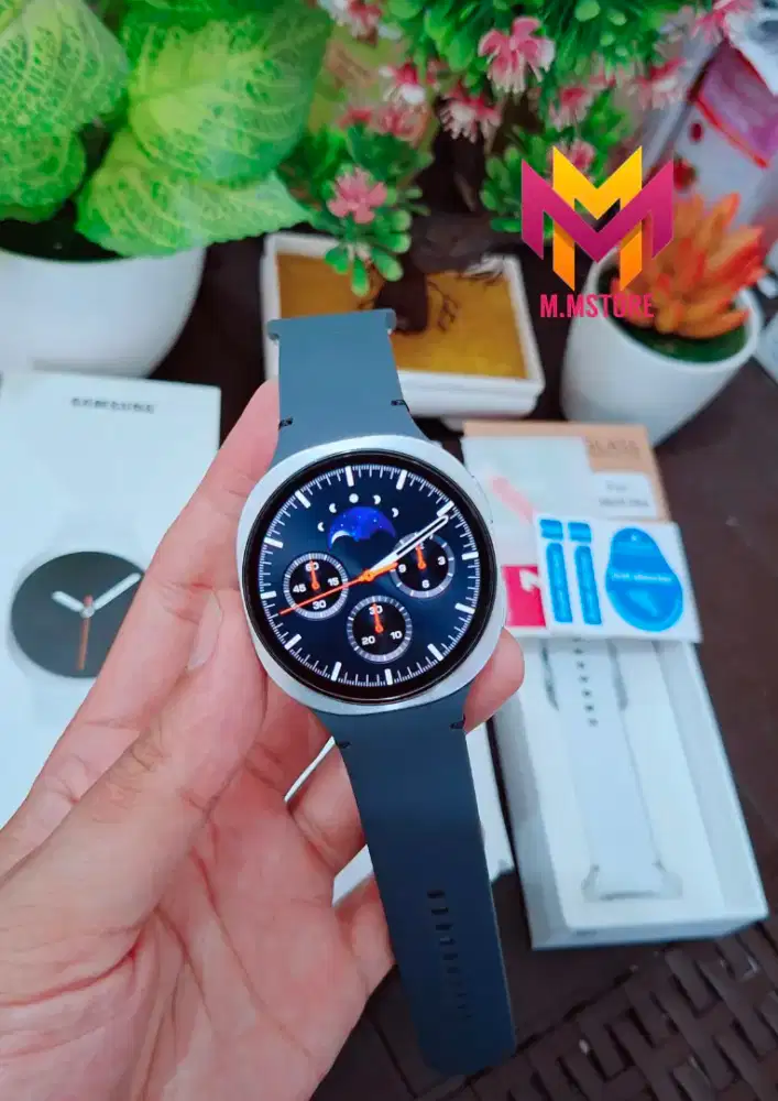 Samsung Galaxy Watch 8 44mm Silver White baru 1 bulan Mulus Smartwatch