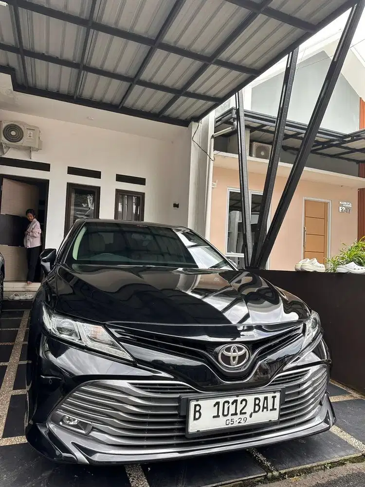 Camry V 2019 bensin