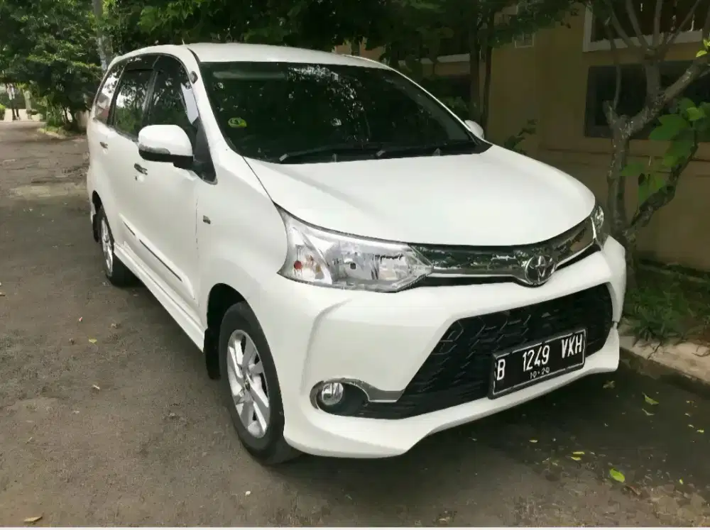 Veloz 2015 matic putih
