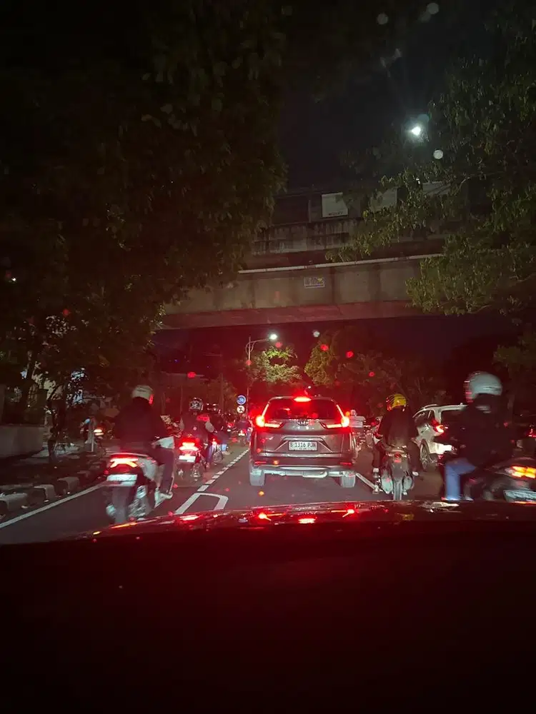 DICARI ASISTEN RUMAH TANGGA