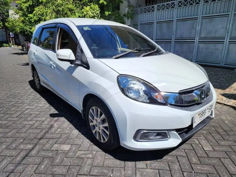 HONDA NEW MOBILIO 1.5 E PRESTIGE MATIC 2015 PUTIH SURABAYA