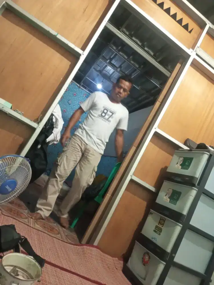 Mencari lowongan supir pribadi