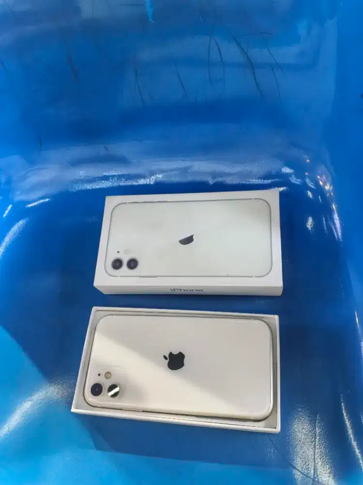Iphone 11 128gb halah apple