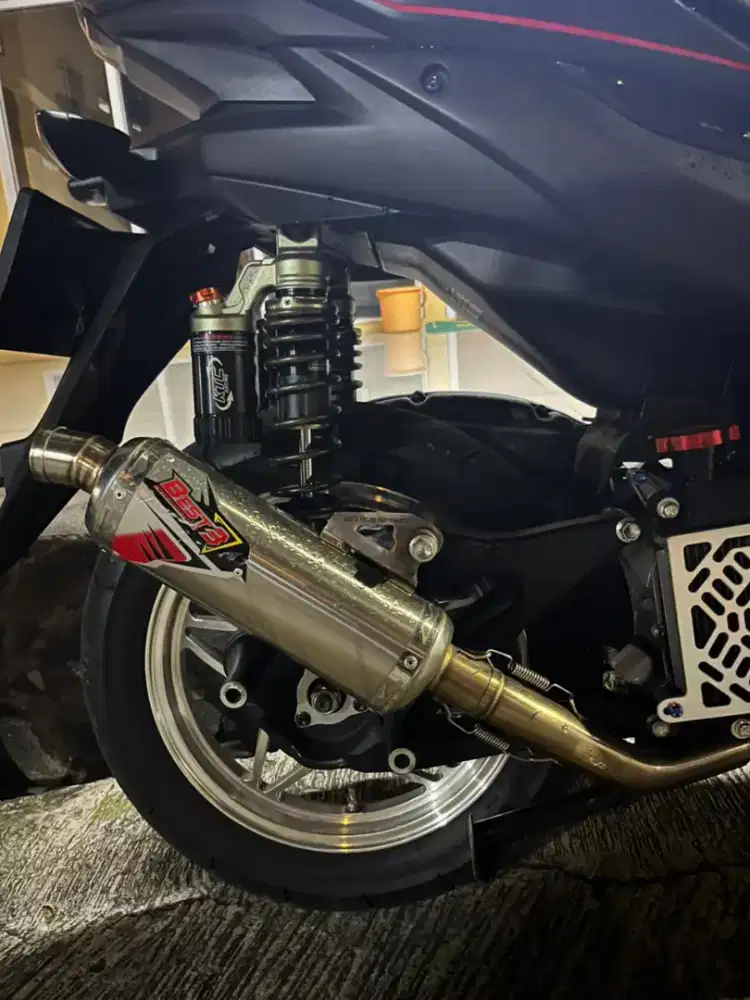 Knalpot Best3 oval inlet 38 aerox,lexi,nmax