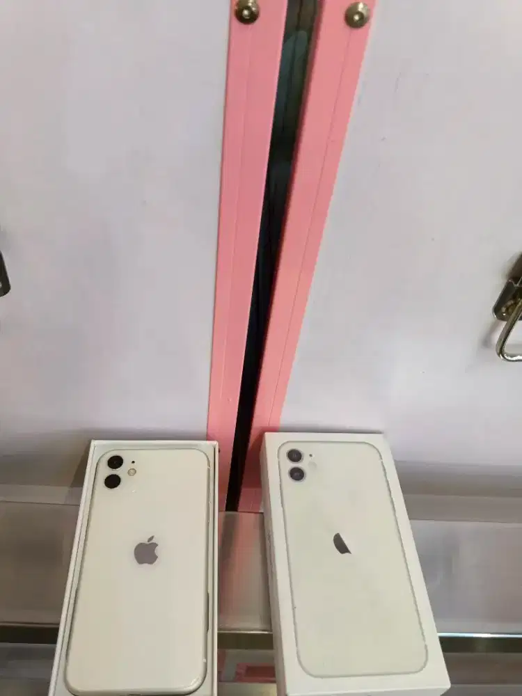 Iphone 11 128gb sudah lengkp pasti