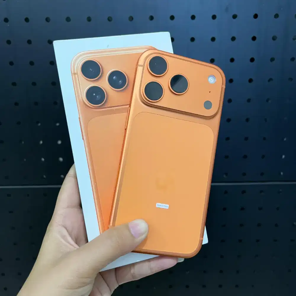 iPhone 17 pro 256GB ibox open box