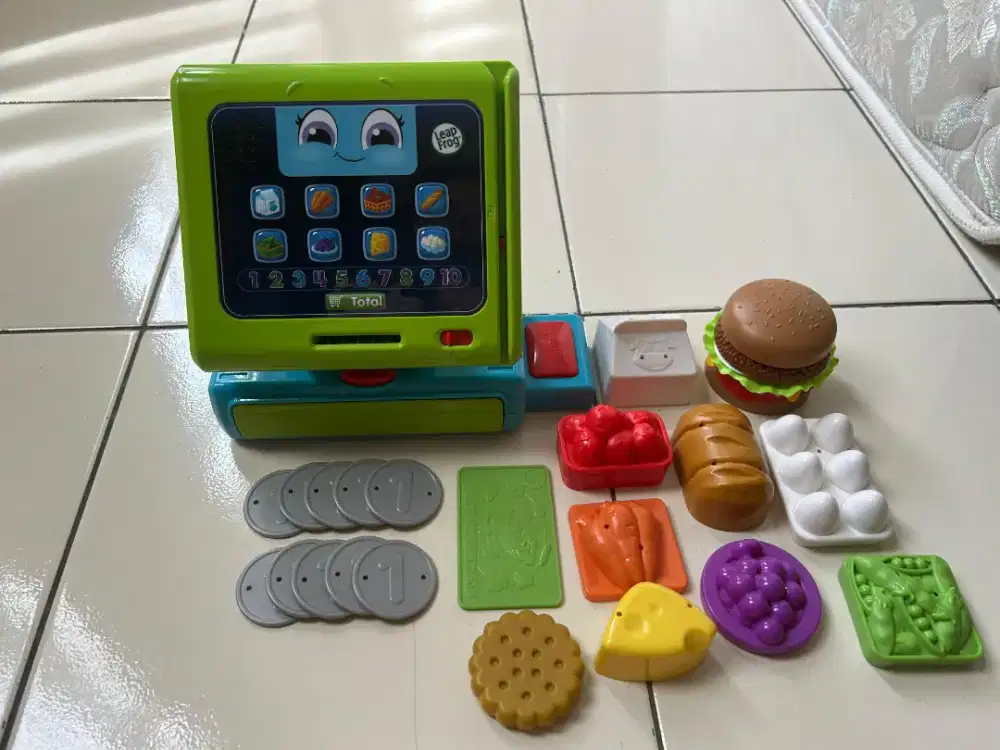 Mainan kasir anaknya (Merek ELC)