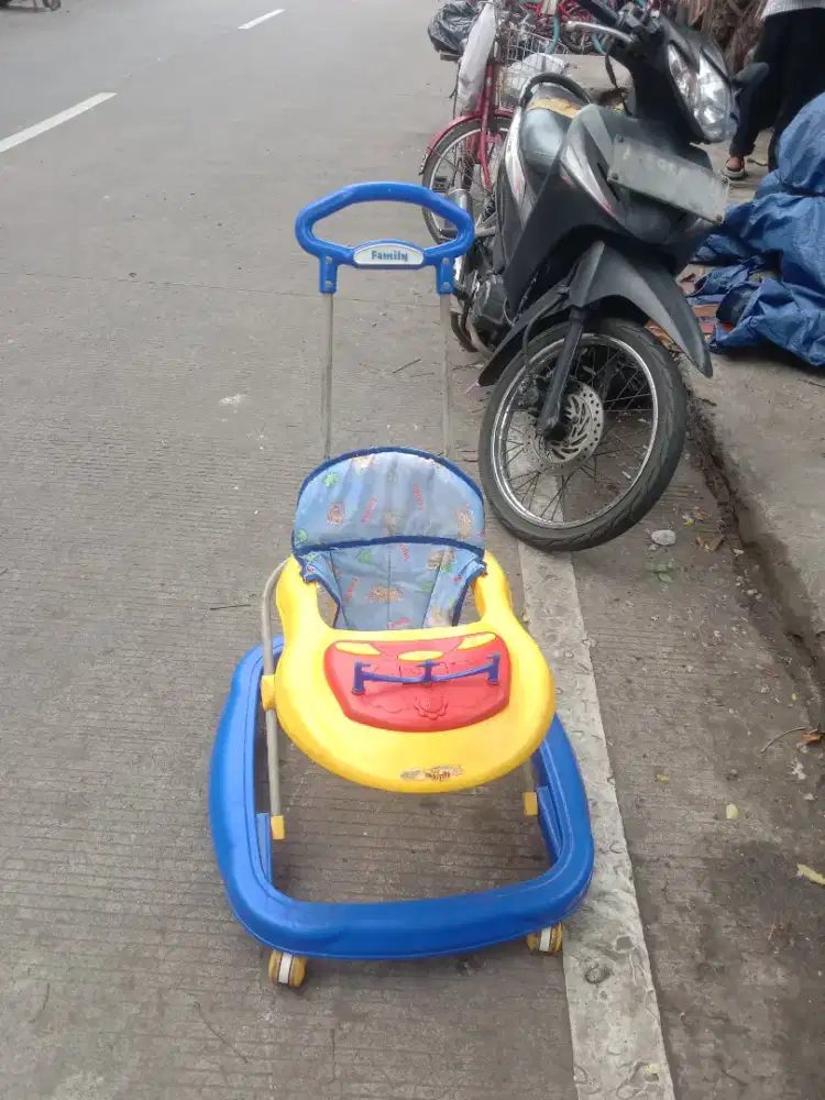 Baby. Wolker. Siap. Pke. Rida. Lncarr. Utuh