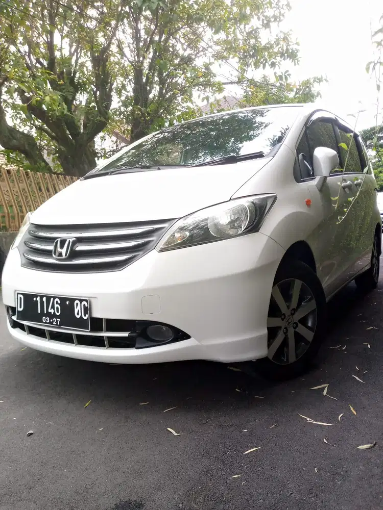 Honda freed psd matic 2009