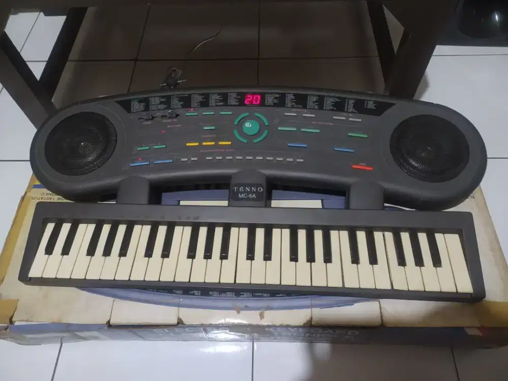 Electronic Keyboard Tenno MC-6A