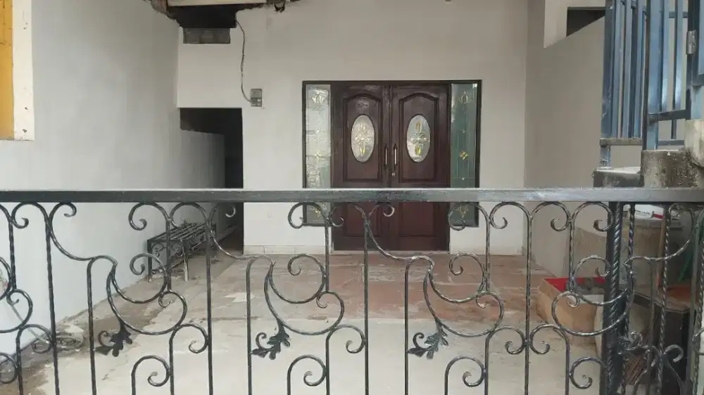 Dijual cepat, rumah dan kontrakan