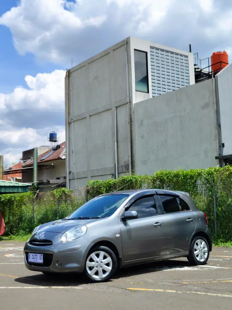 Nissan March 2013 Bensin