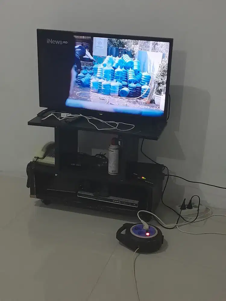 Televisi LED ,32 inc