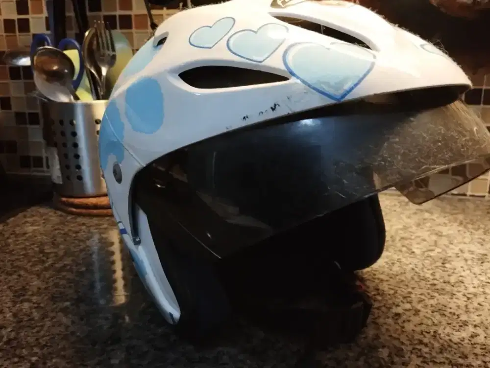 Helm keren - HSC 2025