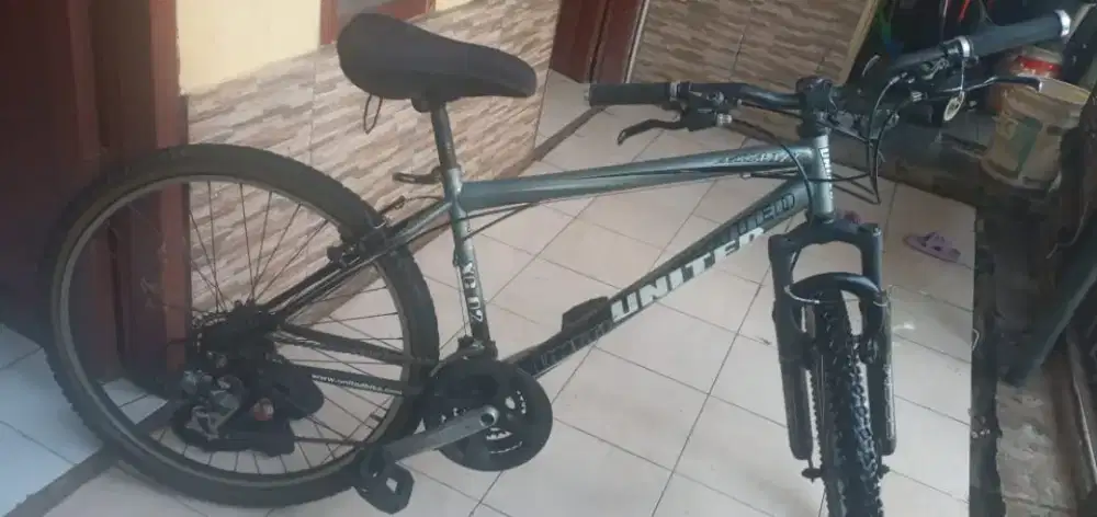 Sepeda united bekas layak pakai