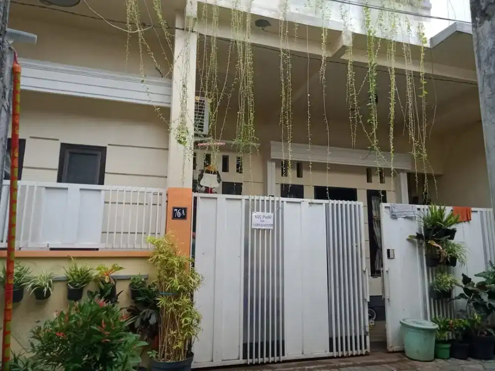Dijual rumah kos kos san (kost sudah penuh)