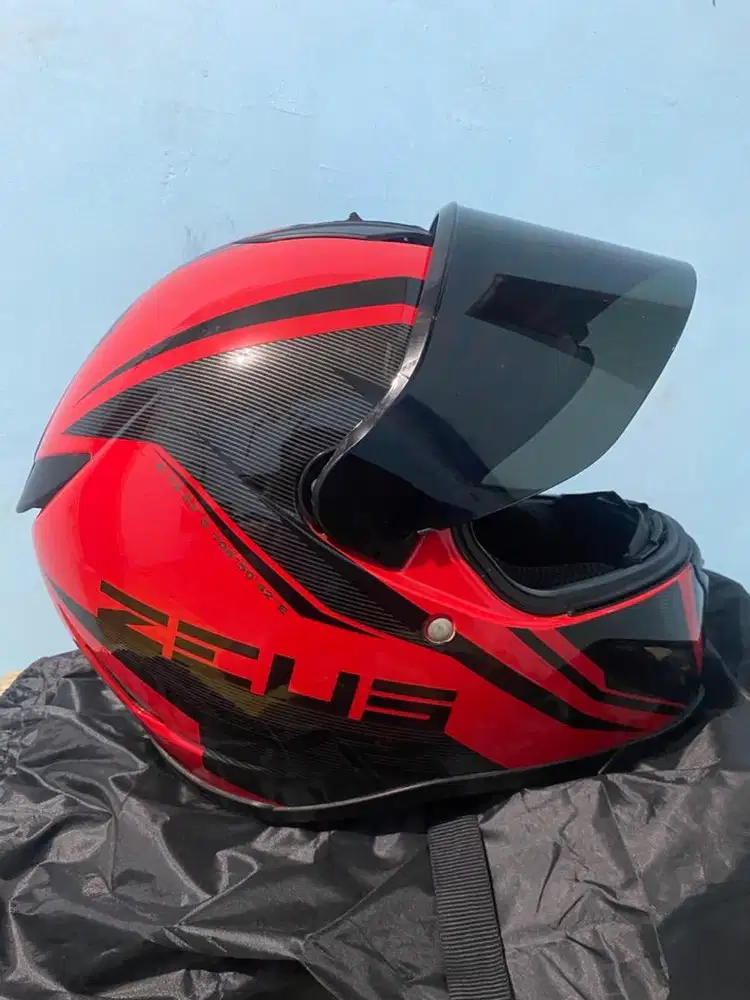 helm zeus 822 mulus