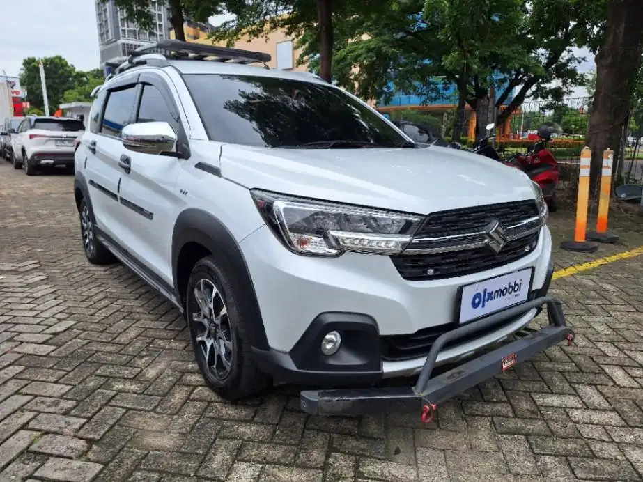 LOW DP Suzuki XL7 1.5 Zeta Bensin-MT 2021 DFF