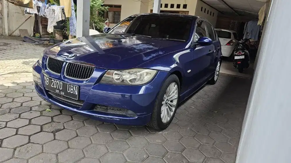 BMW 320 i Ckd Th.2005 mesin matic sehat