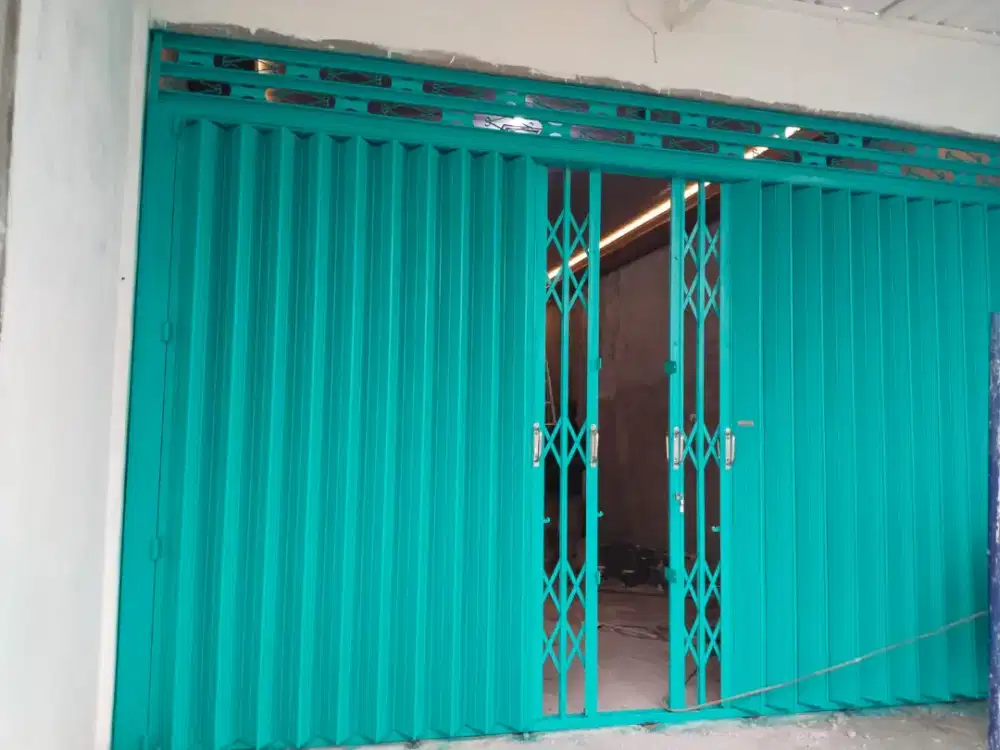 Produsen pintu Harmonika