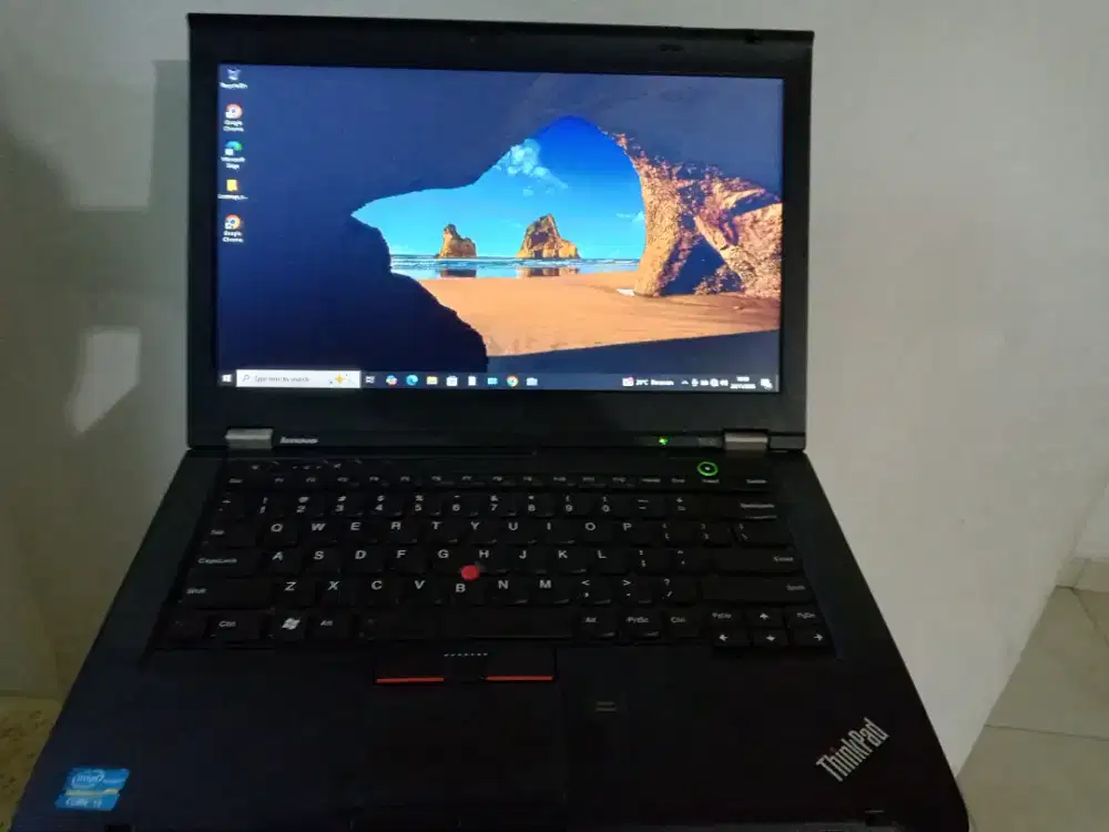Laptop lenovo thinkpad i5 ssd ram 8 ngebut