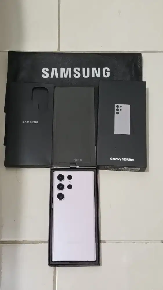 Samsung S23 Ultra 12 512 bekas pribadi full set No minus