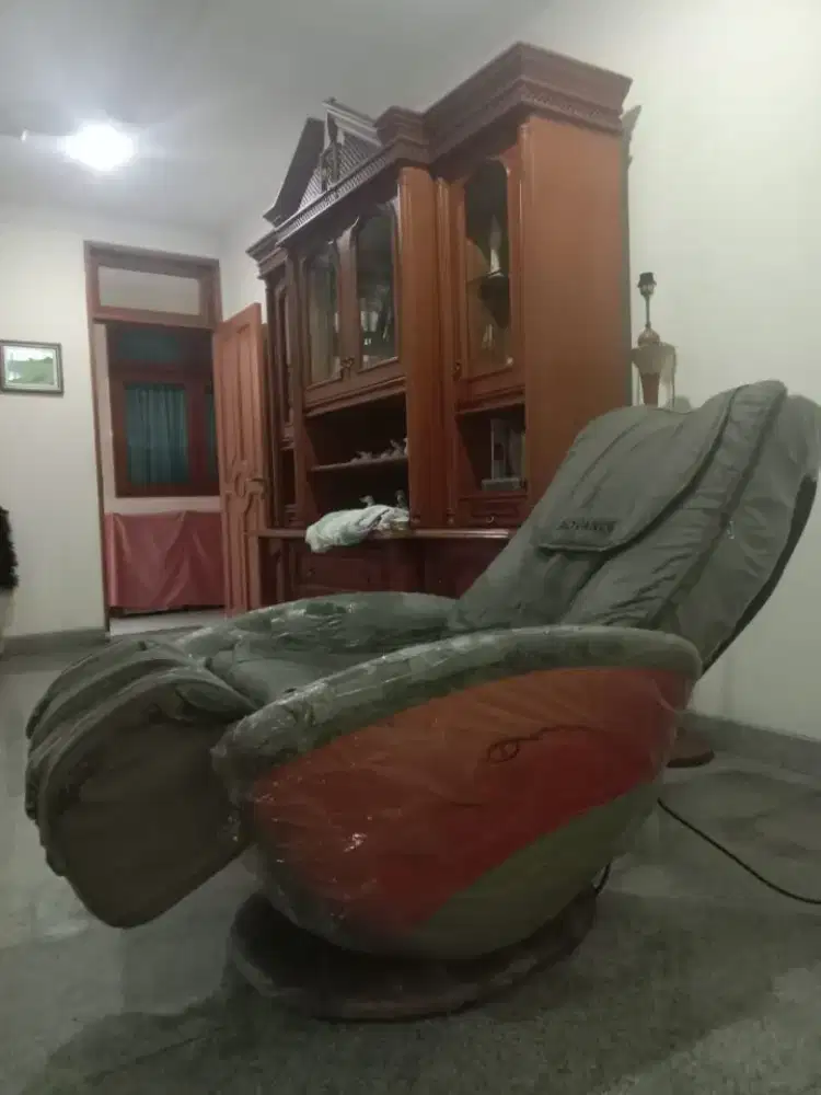 Kursi Pijat Canggih Advace