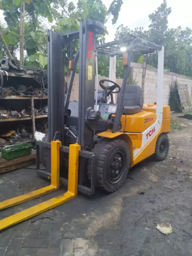 Tcmq forklift 3 ton