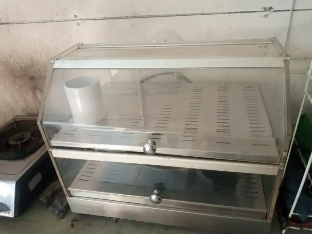 Showcase pemanas display