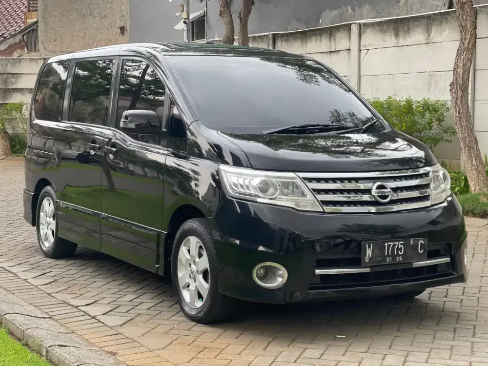 Serena hws sunroof C25 KM60rb