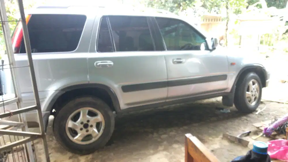 Honda CR-V 2001 Bensin