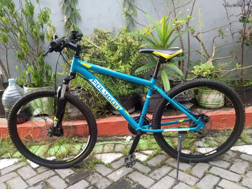 Sepeda gunung Polygon monarch 4 sawojajar malang