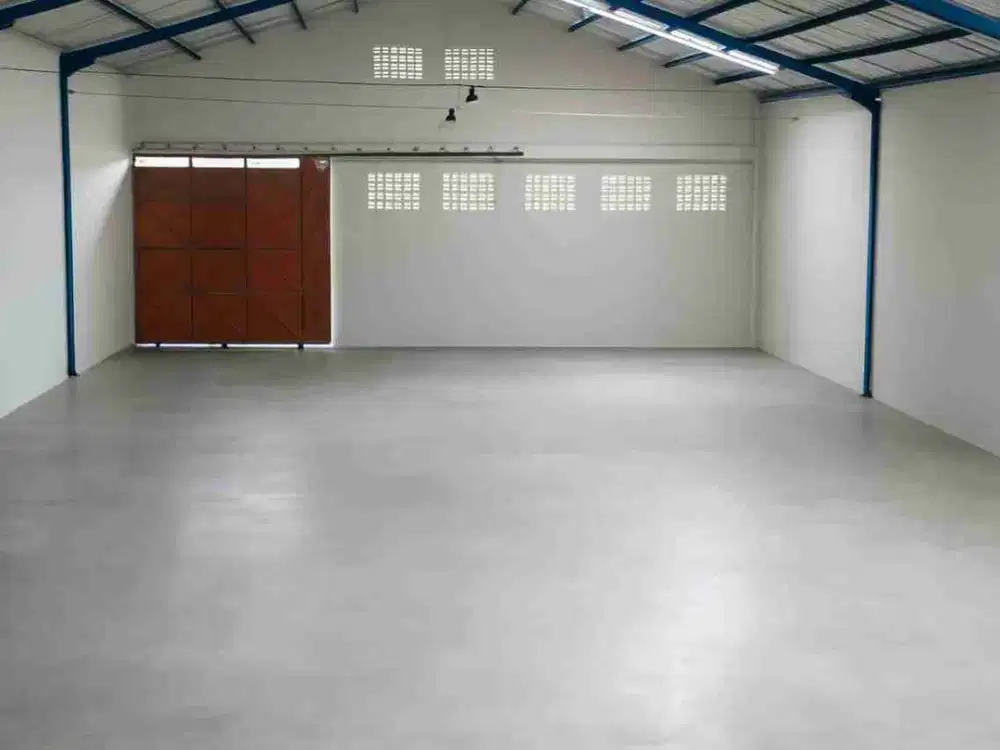 Di sewakan Gudang tertutup di Ring Road solo utara