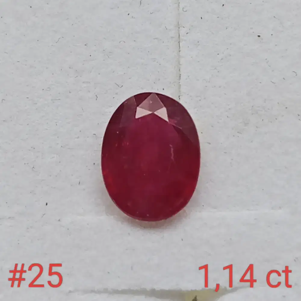 Batu permata natural red Ruby Thailand Cambodia. Gem id card IGS