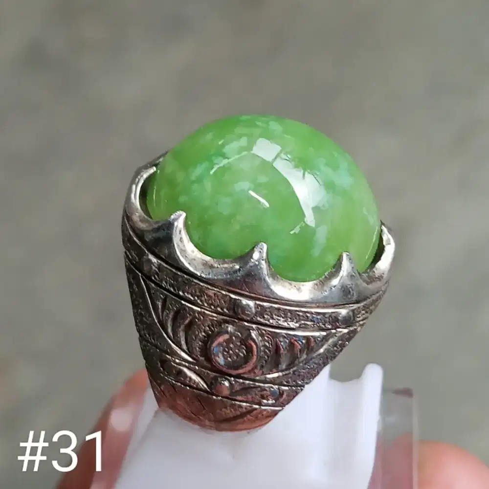 Cincin perak, batu natural sungai Dareh Padang