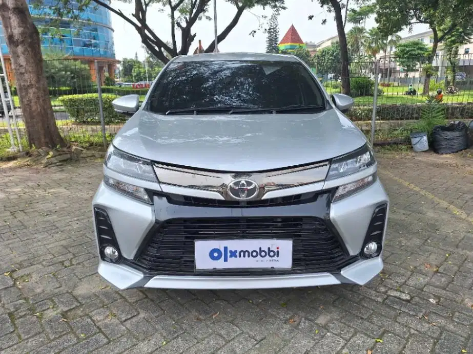LOW DP Toyota Avanza 1.5 Veloz Bensin-AT 2019 BIY