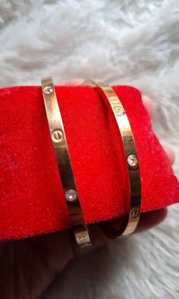 Gelang Carti** Love Bracelet