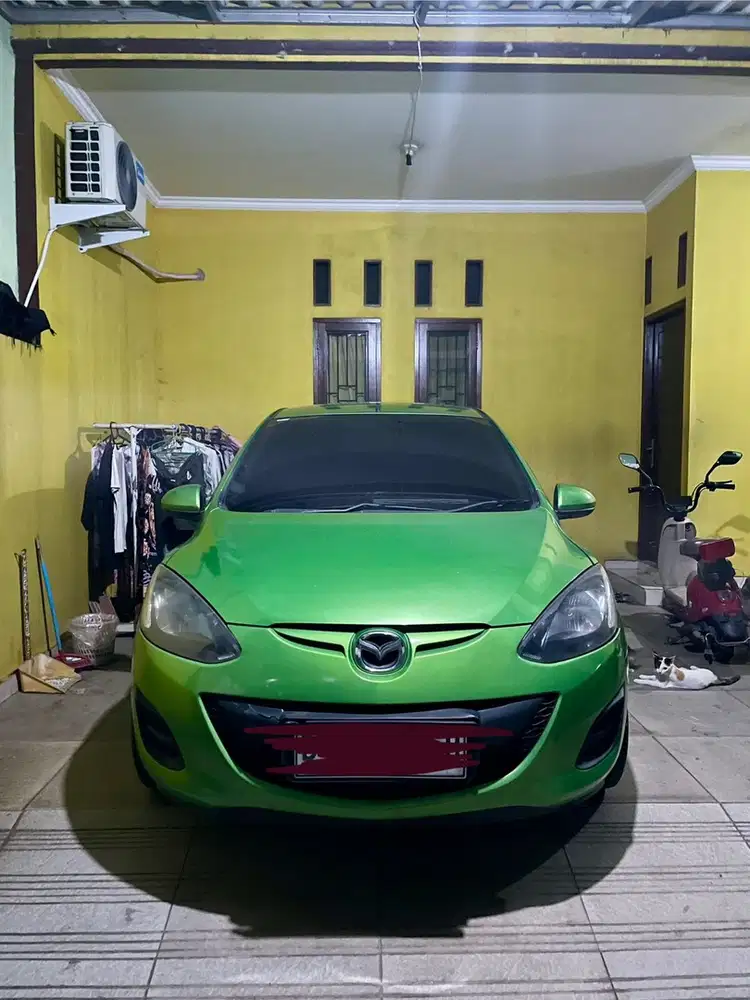 Mazda 2 2011 Bensin