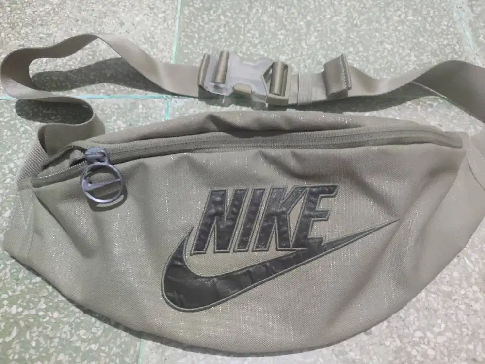 Tas Nike original gold second mulus