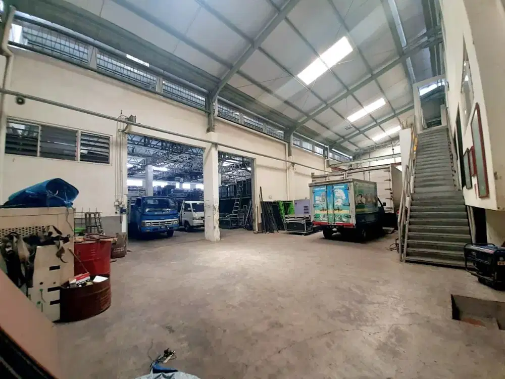 BANTING HARGA! DIJUAL GUDANG KANTOR SIAP HUNI DI SIMO SURABAYA BARAT!