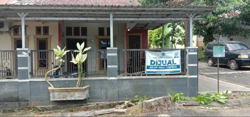 Rumah bagus, dekat dengan masjid,  bandara, dan pasar serta playgroup