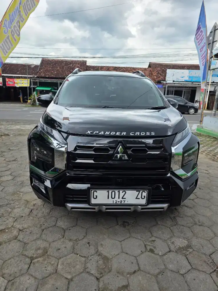Xpander cross matic tahun 2022