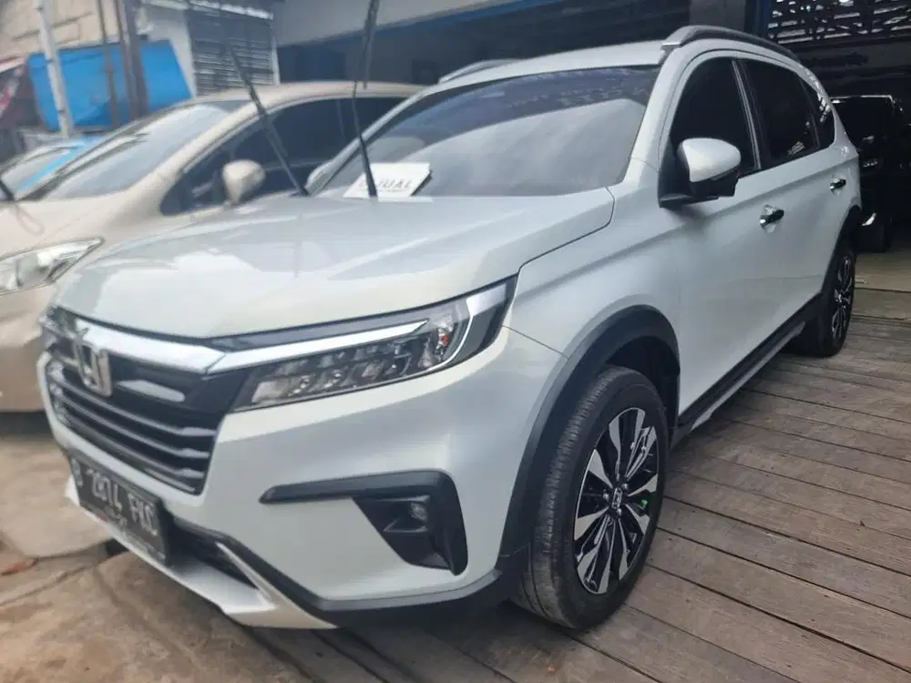 DP MURAH MOBIL ISTIMEWA BRV PRESTIGE SENSING  2022