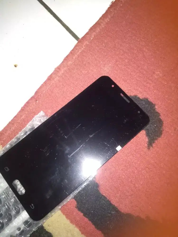 LCD Samsung j7prime Baru
