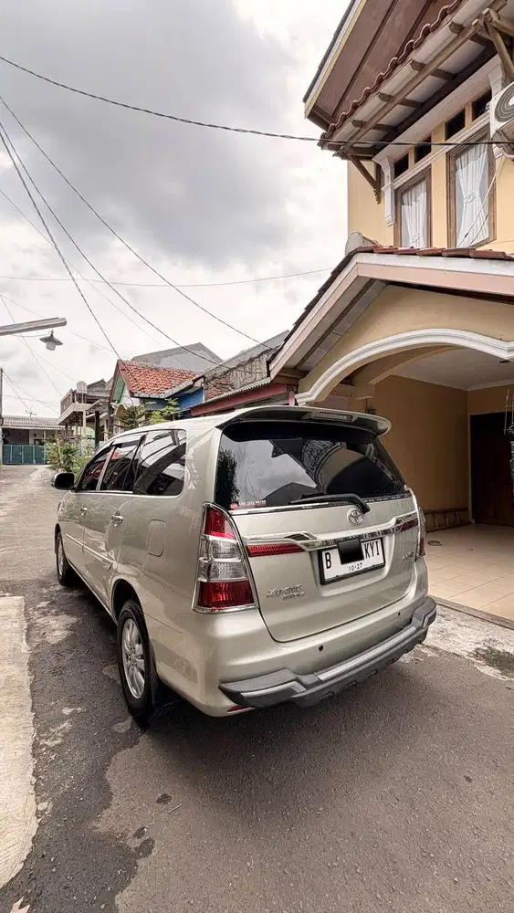 DIJUAL TOYOTA KIJANG INNOVA 2013 TIPE E BARONG