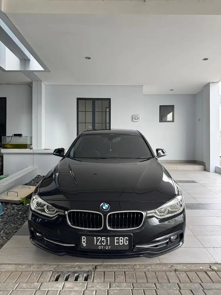 BMW 320I KONDISI Mulus dan terawat dijamin
