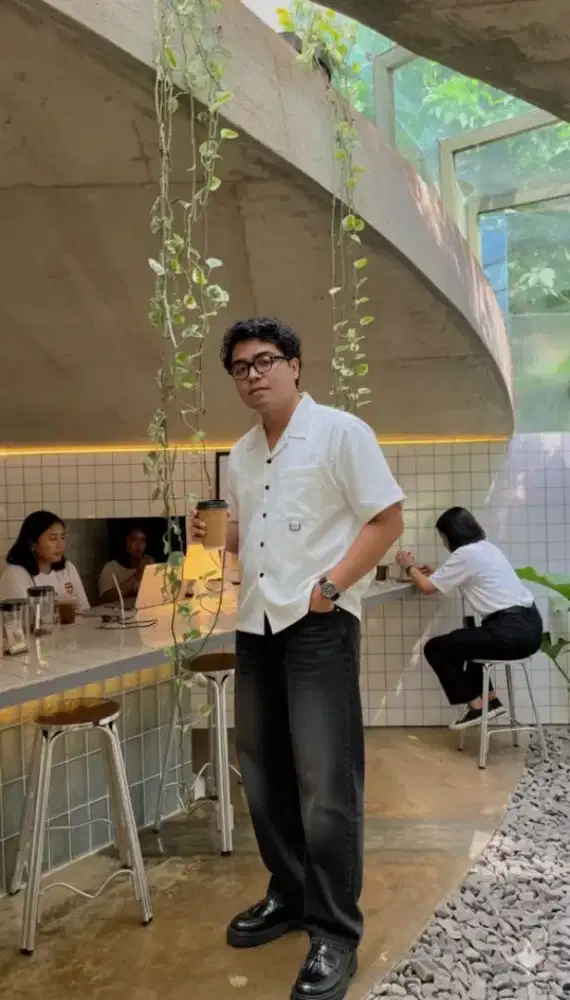 DICARI LOWONGAN PEKERJAAN BARISTA / SERVER