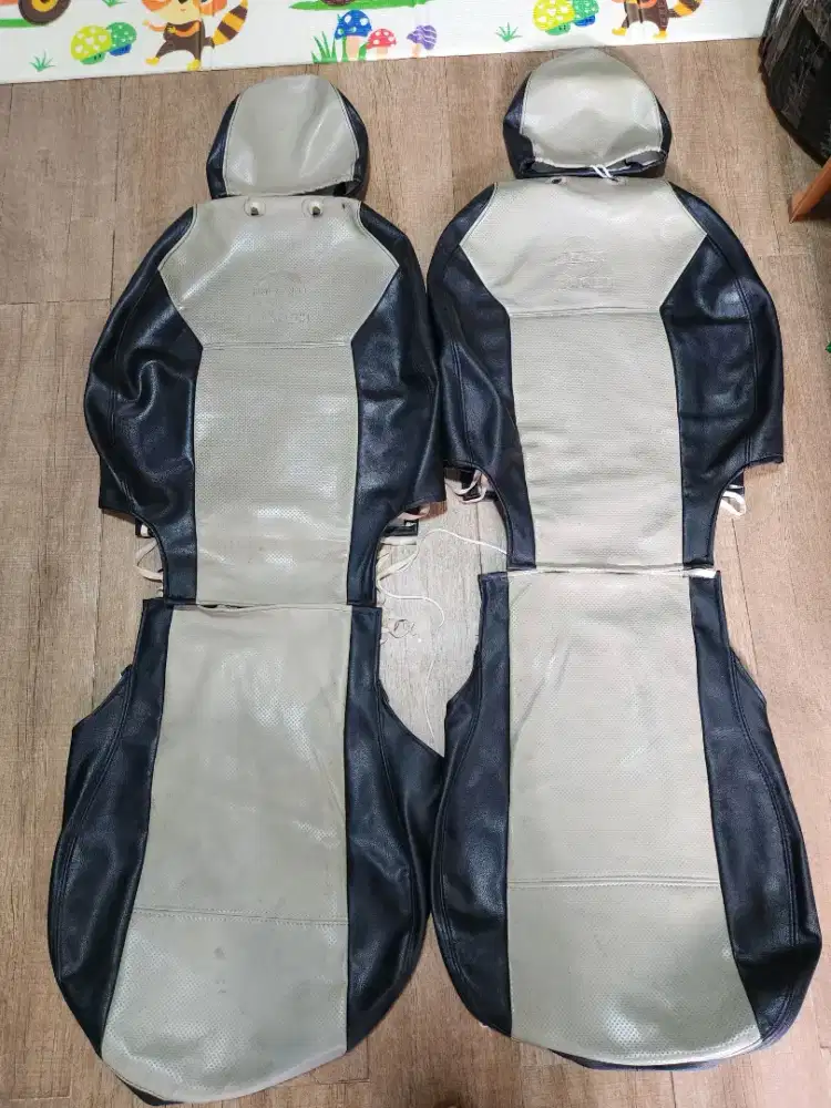 Cover Jok Nissan March