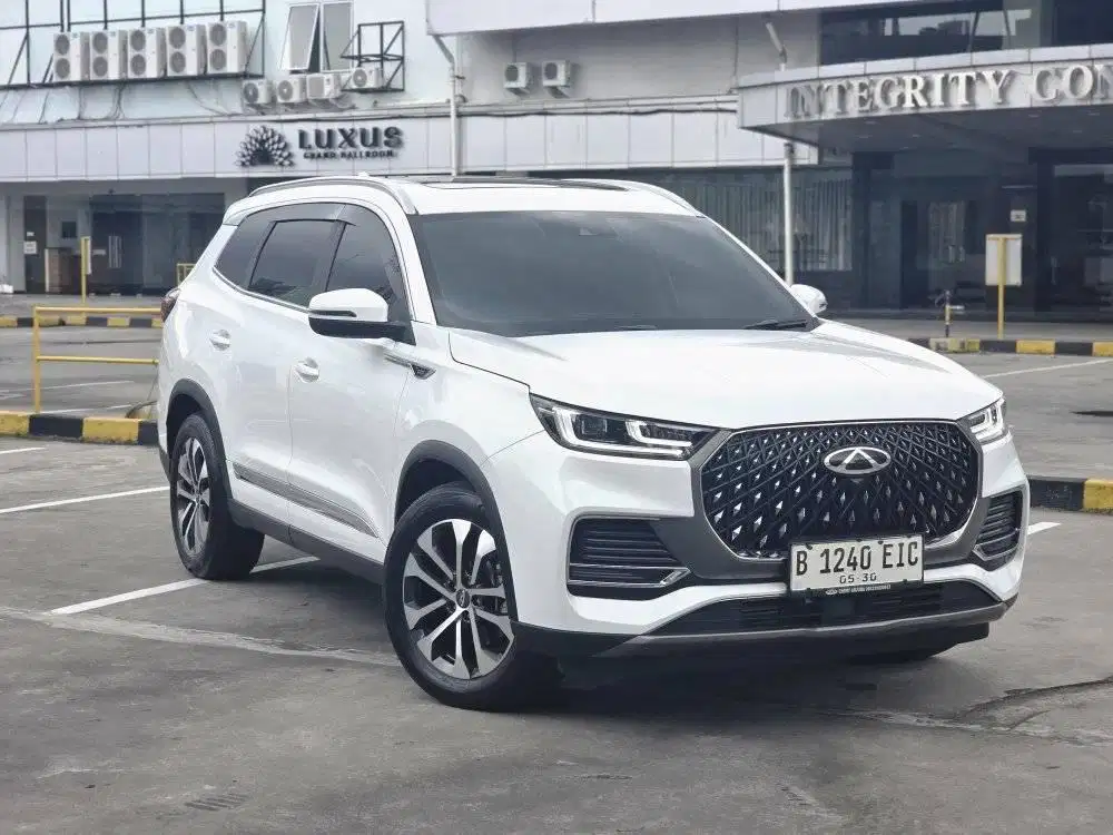 Chery Tiggo 8 Premium 2025 Putih second like New
