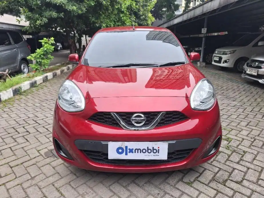 DP MURAH Nissan March 1.2 L Bensin-MT 2016 Merah CSFJB